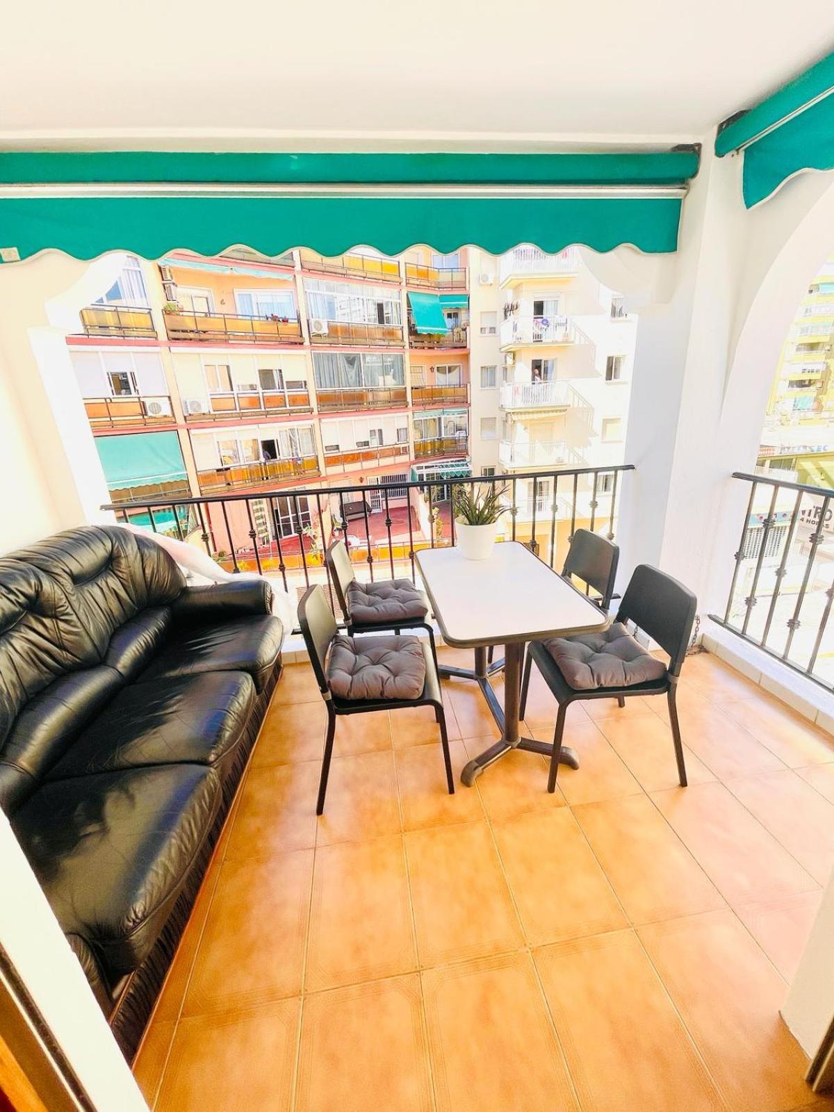 Apartamento Centro Torremolinos Con Solarium Eksteriør bilde